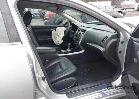 2015 Nissan Altima 2.5 S from USA, damaged, VIN 1N4AL3AP5FN302152